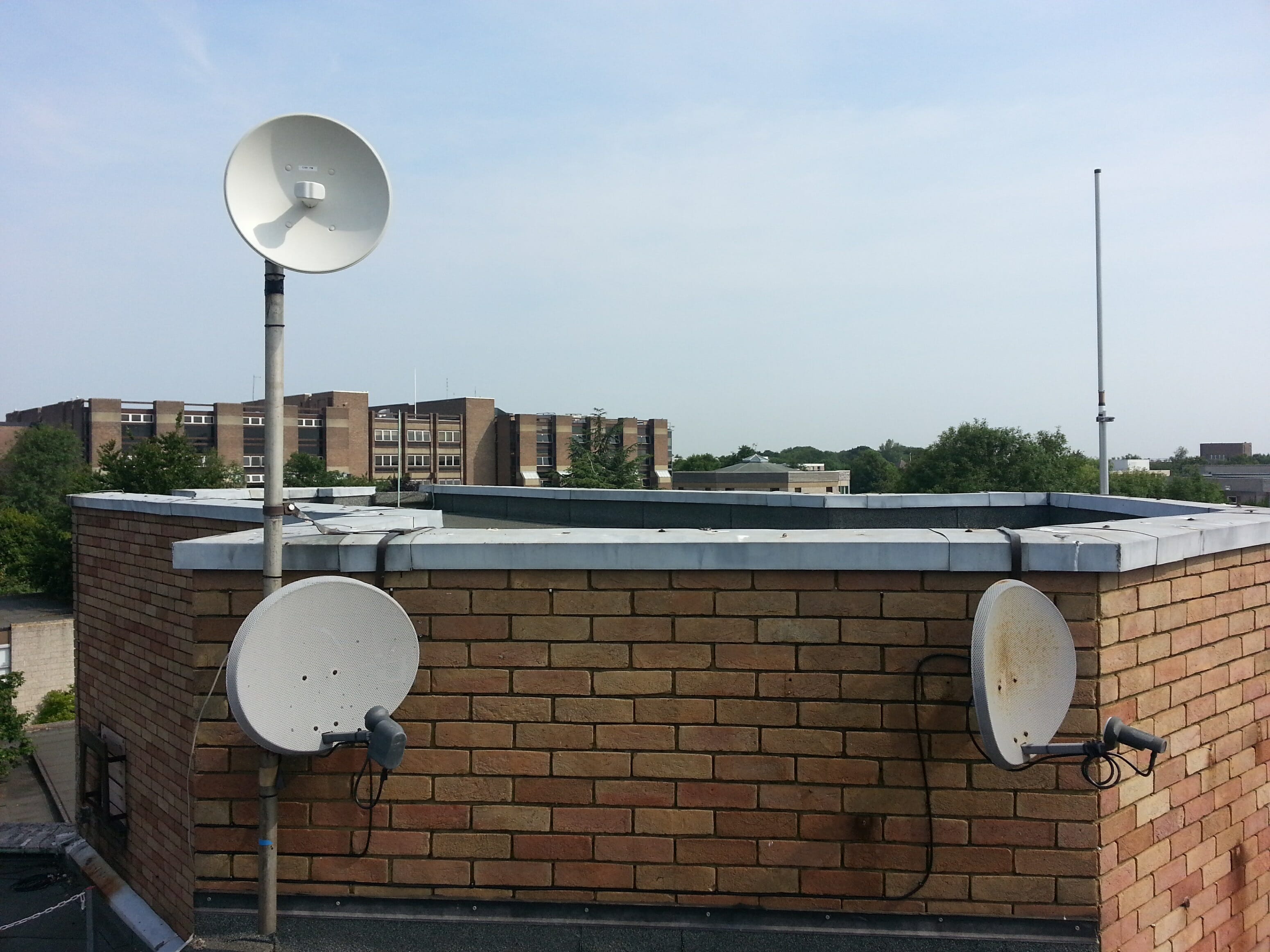 Nanobridge affixed to the roof of Eliot college, next to the Sky reciever dishes